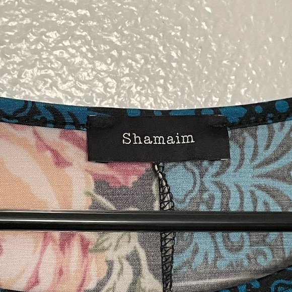 Shamaim Colorful Short Sleeve Top With Elliptical Hemline Size Large - Picture 4 of 5